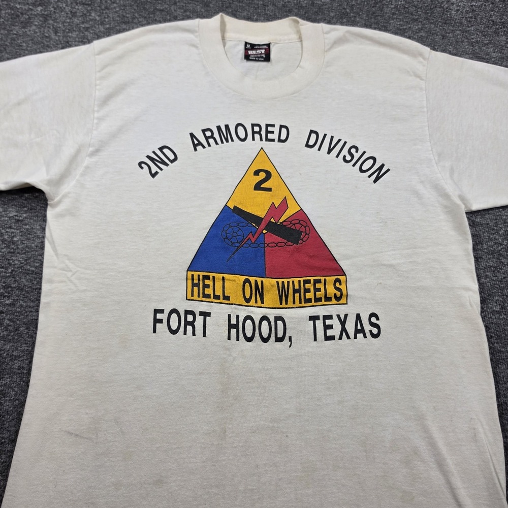 Vintage Screen Stars Best T-shirt. Single Stitch Hell On Wheels 2nd Armored Div.